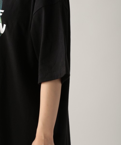 PBLIM（ページボーイリム）の「【PAGEBOYLIM】デジタルグラフィックTシャツ（Tシャツ/カットソー・レディース・ホワイト/ブラック・MEDIUM/X-LARGE）」の13枚目の写真