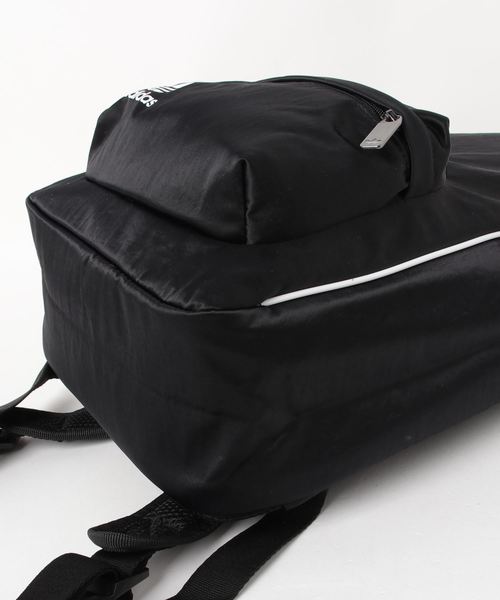 adidas Originals（アディダスオリジナルス）の「adidas Originals/アディダス オリジナルス NYLON W BACK PACK/ナイロン W バックパック（バックパック/リュック・レディース・ブラック×ホワイト・FREE）」の4枚目の写真