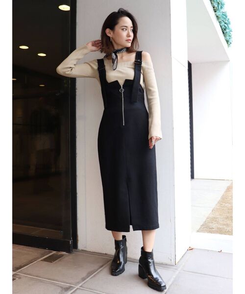 MURUA（ムルーア）の「フロントジップタイトジャンスカ