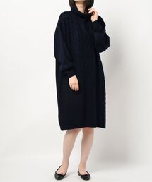 【1枚で楽ちんに着映えする】 ケーブル編み ゆったりタートル ニットワンピース
