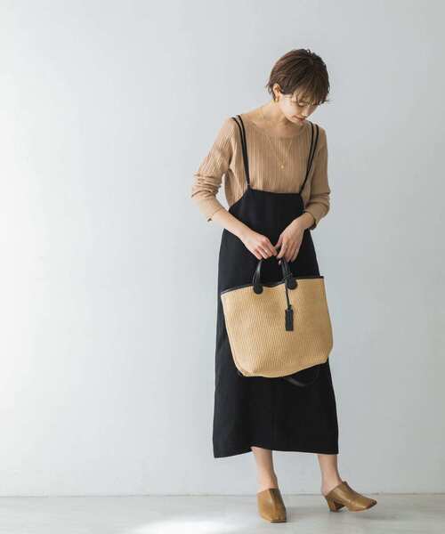 URBAN RESEARCH（アーバンリサーチ）の「サス付きタイトスカート