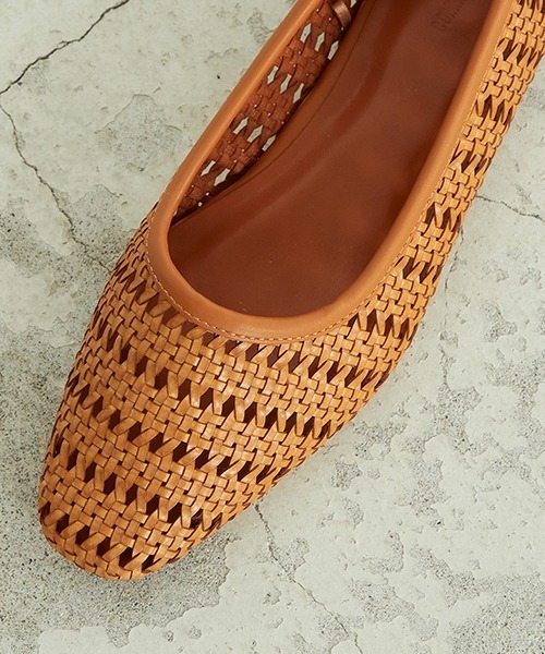 COMME CA ISM（コムサイズム）の「メッシュ　フラット　パンプス（パンプス・レディース・ダークブラウン/キャメル・23.5cm/24.5cm）」の14枚目の写真