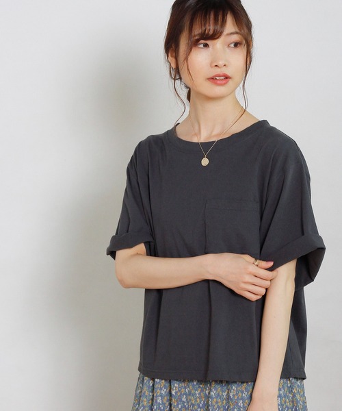 Crisp（クリスプ）の「ルーズポケットTシャツ（Tシャツ/カットソー・レディース・ベージュ/ブラック/カーキ/アイボリー・FREE）」の2枚目の写真