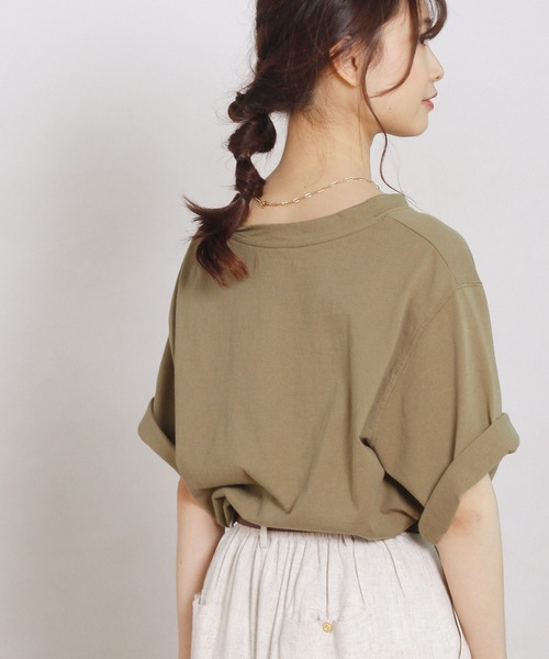 Crisp（クリスプ）の「ルーズポケットTシャツ（Tシャツ/カットソー・レディース・ベージュ/ブラック/カーキ/アイボリー・FREE）」の18枚目の写真