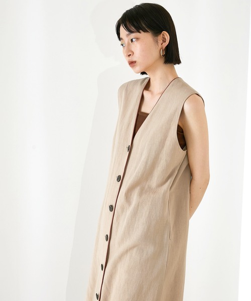 EMMA（EMMA CLOTHES）（エマ）の「【EMMA】リネン混パイピングノースリーブワンピース（ワンピース・レディース・ベージュ/ネイビー・FREE）」の13枚目の写真