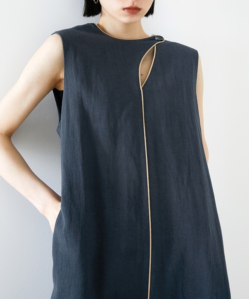 EMMA（EMMA CLOTHES）（エマ）の「【EMMA】リネン混パイピングノースリーブワンピース（ワンピース・レディース・ベージュ/ネイビー・FREE）」の8枚目の写真