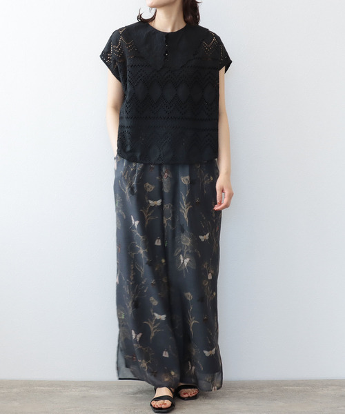 Three Four Time（ｽﾘｰﾌｫｰﾀｲﾑ）の「Bugsボタニカル柄パンツ（スラックス・レディース・チャコールグレー/アイボリー・FREE）」の2枚目の写真