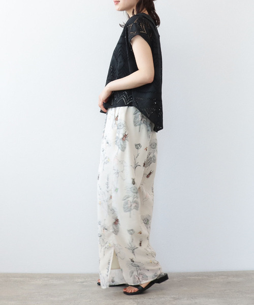 Three Four Time（ｽﾘｰﾌｫｰﾀｲﾑ）の「Bugsボタニカル柄パンツ（スラックス・レディース・チャコールグレー/アイボリー・FREE）」の8枚目の写真