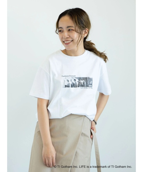 earth music&ecology(アースミュージックアンドエコロジー)の「【WEB限定】LIFE PHOTO Tシャツ *(Tシャツ/カットソー・レディース・オフホワイト・M/L)」の3枚目の写真