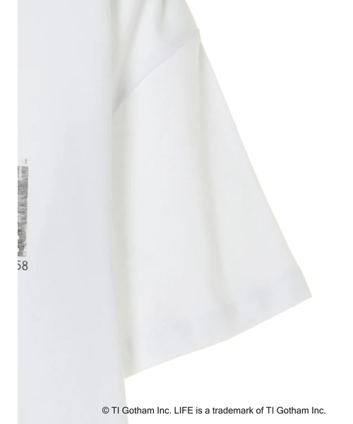 earth music&ecology(アースミュージックアンドエコロジー)の「【WEB限定】LIFE PHOTO Tシャツ *(Tシャツ/カットソー・レディース・オフホワイト・M/L)」の11枚目の写真