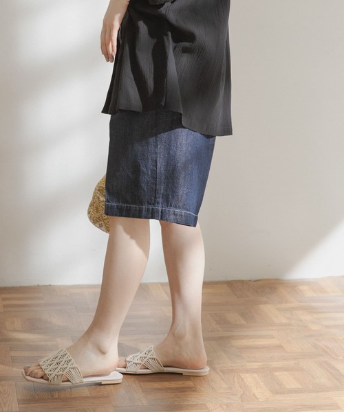 FORK&SPOON(フォークアンドスプーン)の「FORK&SPOON 綿麻デニムハーフパンツ(デニムパンツ・レディース・ブラック/ブルー・1/2)」の6枚目の写真