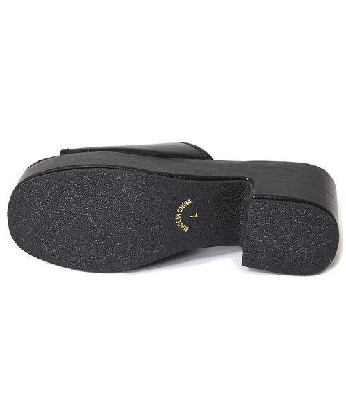 w closet（ダブルクローゼット）の「厚底ミュール（サンダル・レディース・ホワイト/ブラック/ラベンダー・M/L）」の8枚目の写真