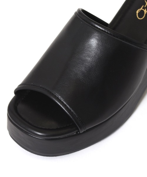 w closet（ダブルクローゼット）の「厚底ミュール（サンダル・レディース・ホワイト/ブラック/ラベンダー・M/L）」の4枚目の写真