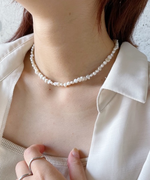 at12:03（アットイチニーゼロサン）の「淡水パールネックレス（ネックレス・レディース・ゴールド・FREE）」の2枚目の写真