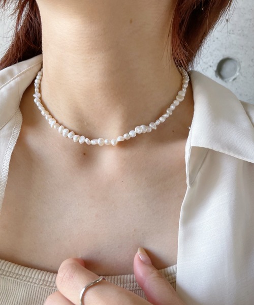 at12:03（アットイチニーゼロサン）の「淡水パールネックレス（ネックレス・レディース・ゴールド・FREE）」の3枚目の写真