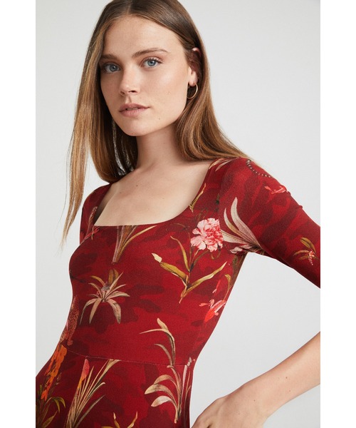 Desigual（デシグアル）の「深デコルテ フレアワンピース（ワンピース・レディース・レッド・2L/SS/S/M/L）」の8枚目の写真