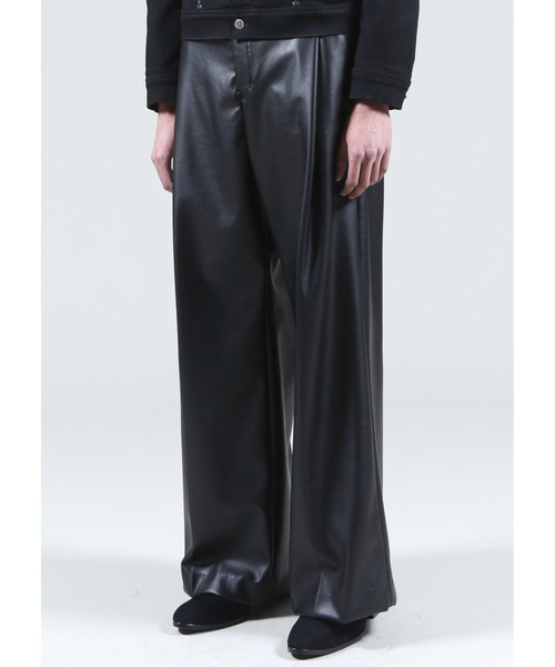 GalaabenD(ガラアーベント)の「4WAYストレッチフェイクレザーレザータックワイドパンツ(その他パンツ・メンズ・ブラック・S/M)」の4枚目の写真