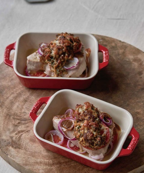 STAUB（ストウブ）の「レクタンギュラーディッシュ 2点セット（食器・レディース・グレー/アイボリー/チェリーレッド・FREE）」の3枚目の写真