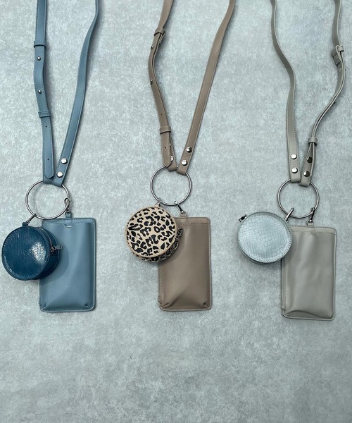 AS KNOW AS plus(アズノゥアズプラス)の「☆リングハンドショルダーポーチバッグ 【ZOZOTOWN限定アイテム】(ショルダーバッグ・レディース・アイボリー/ブラック/ブルーグレー/オレンジ/オレンジ系/サックスブルー/グレイッシュベージュ/レオパード/グリーン/シルバー/ピンク・FREE)」の21枚目の写真