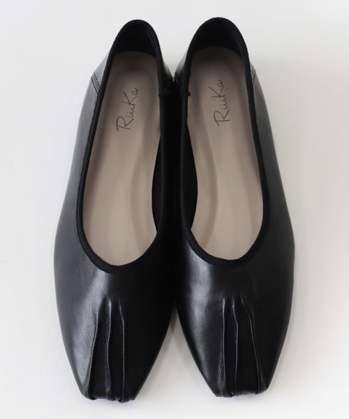 RiiiKa(リーカ)の「【RiiiKa/リーカ】スクエアトゥギャザーシューズ(パンプス・レディース・ブラック/ブラウン/アイボリー/ライトブラウン・LL/S/M/L)」の6枚目の写真