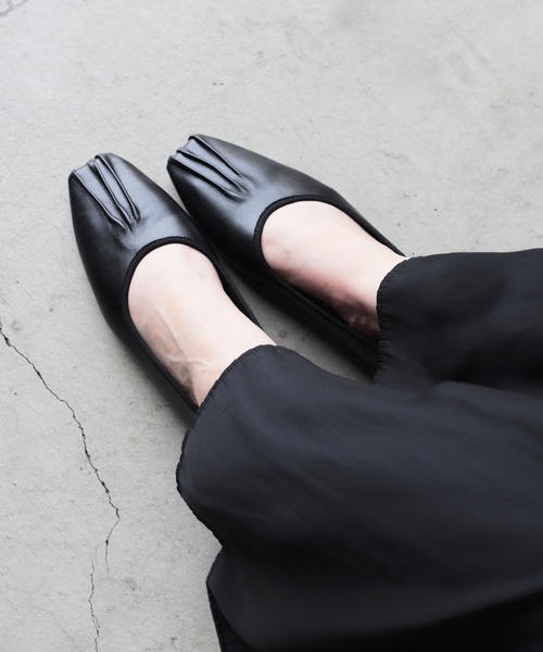 RiiiKa(リーカ)の「【RiiiKa/リーカ】スクエアトゥギャザーシューズ(パンプス・レディース・ブラック/ブラウン/アイボリー/ライトブラウン・LL/S/M/L)」の19枚目の写真