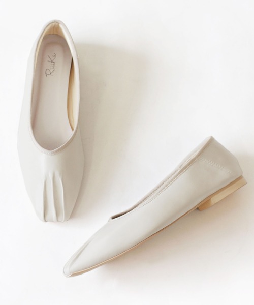 RiiiKa(リーカ)の「【RiiiKa/リーカ】スクエアトゥギャザーシューズ(パンプス・レディース・ブラック/ブラウン/アイボリー/ライトブラウン・LL/S/M/L)」の15枚目の写真