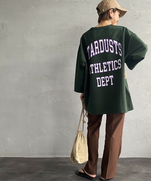 JEANS FACTORY Clothes（ジーンズファクトリークローズ）の「[Jeans Factory Clothes/ジーンズファクトリークローズ] ヘビーウェイト オーバーサイズカレッジロゴTシャツ（Tシャツ/カットソー・レディース・ホワイト/ブラック/グリーン/ネイビー/バーガンディー・M/L）」の8枚目の写真