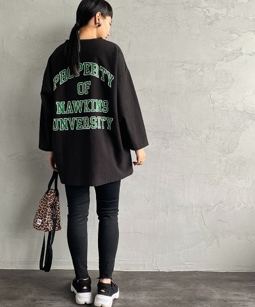 JEANS FACTORY Clothes（ジーンズファクトリークローズ）の「[Jeans Factory Clothes/ジーンズファクトリークローズ] ヘビーウェイト オーバーサイズカレッジロゴTシャツ（Tシャツ/カットソー・レディース・ホワイト/ブラック/グリーン/ネイビー/バーガンディー・M/L）」の7枚目の写真