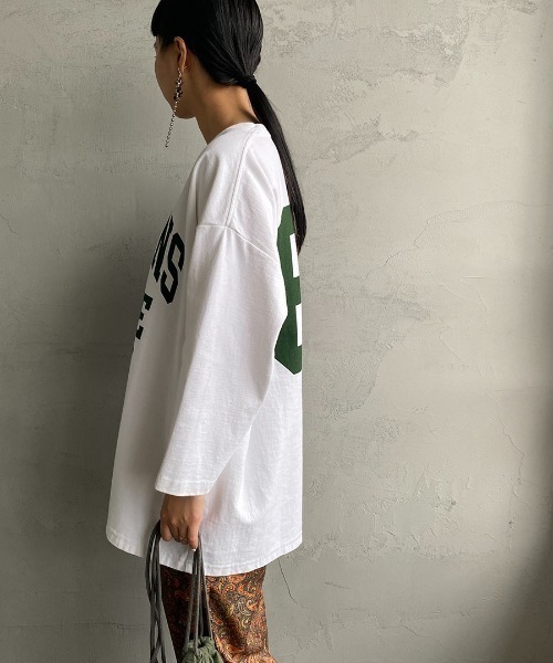 JEANS FACTORY Clothes（ジーンズファクトリークローズ）の「[Jeans Factory Clothes/ジーンズファクトリークローズ] ヘビーウェイト オーバーサイズカレッジロゴTシャツ（Tシャツ/カットソー・レディース・ホワイト/ブラック/グリーン/ネイビー/バーガンディー・M/L）」の11枚目の写真