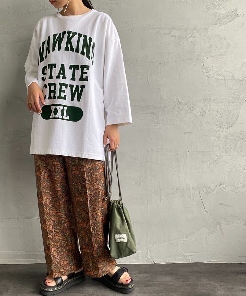 JEANS FACTORY Clothes（ジーンズファクトリークローズ）の「[Jeans Factory Clothes/ジーンズファクトリークローズ] ヘビーウェイト オーバーサイズカレッジロゴTシャツ（Tシャツ/カットソー・レディース・ホワイト/ブラック/グリーン/ネイビー/バーガンディー・M/L）」の12枚目の写真