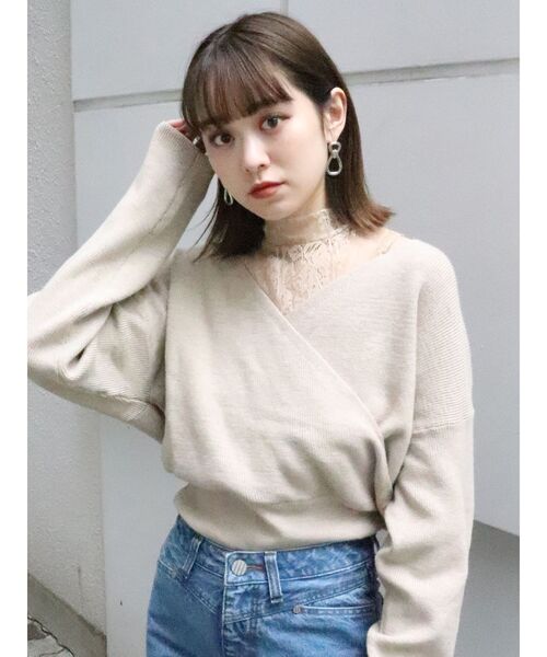 MURUA(ムルーア)の「レースタートルカシュクールニット(ニット/セーター・レディース・ブラック/ブルー/パープル/ベージュ・FREE)」の9枚目の写真