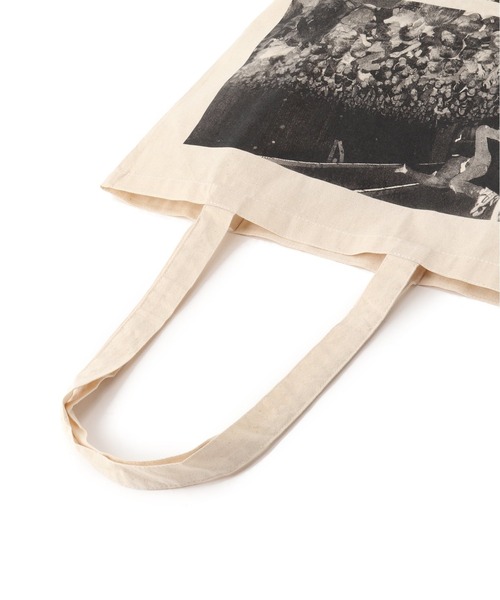 Spick & Span（スピックアンドスパン）の「【Charles Peterson】CATCH ME IF I FALL トート（トートバッグ・レディース・アイボリー・FREE）」の8枚目の写真