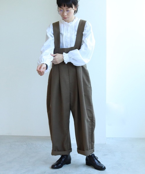 yuni（ユニ　）の「ライトモールスキン サロペット（サロペット/オーバーオール・レディース・ブラウン/ネイビー/アイボリー・FREE）」の4枚目の写真