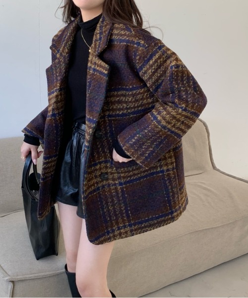 emi+（エミプラス）の「BIGシルエットチェック柄 ショートテーラーコート（ピーコート・レディース・ブラウン/ブルーグリーン/ネイビー・L/M/S）」の4枚目の写真