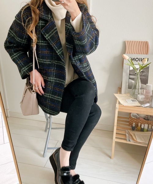 emi+（エミプラス）の「BIGシルエットチェック柄 ショートテーラーコート（ピーコート・レディース・ブラウン/ブルーグリーン/ネイビー・L/M/S）」の12枚目の写真