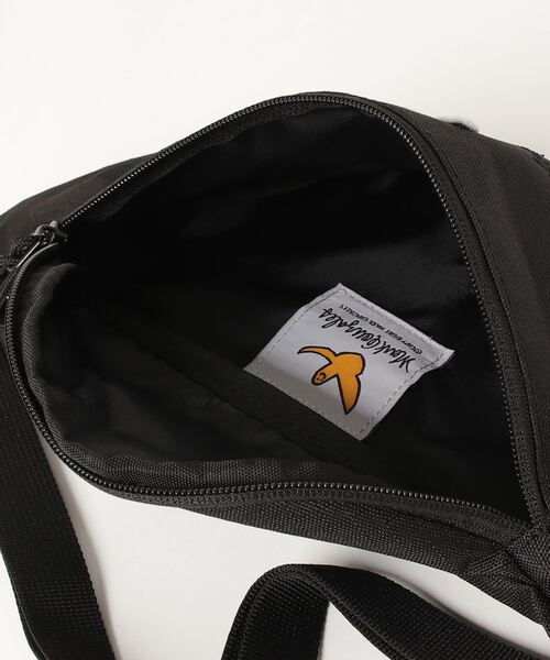 Mark Gonzales（マーク・ゴンザレス）の「Mark Gonzales/ﾏｰｸｺﾞﾝｻﾞﾚｽ ｳｴｽﾄﾊﾞｯｸﾞ（ボディバッグ/ウエストポーチ・メンズ・ブラック×ホワイト/ブラック・FREE）」の9枚目の写真