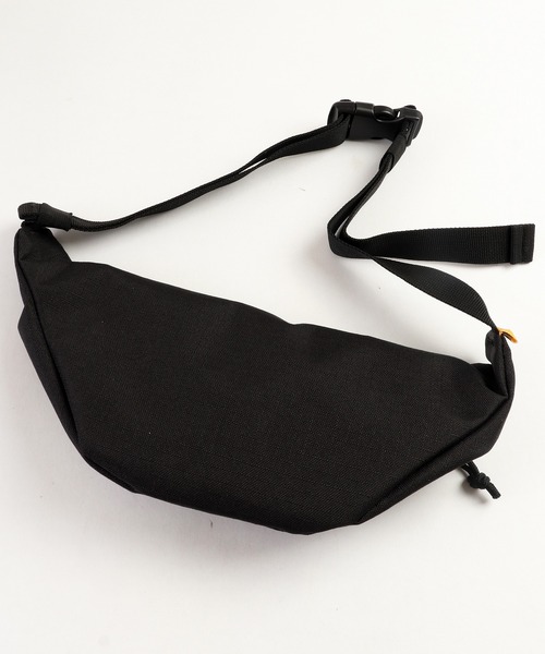 Mark Gonzales（マーク・ゴンザレス）の「Mark Gonzales/ﾏｰｸｺﾞﾝｻﾞﾚｽ ｳｴｽﾄﾊﾞｯｸﾞ（ボディバッグ/ウエストポーチ・メンズ・ブラック×ホワイト/ブラック・FREE）」の8枚目の写真