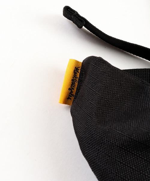 Mark Gonzales（マーク・ゴンザレス）の「Mark Gonzales/ﾏｰｸｺﾞﾝｻﾞﾚｽ ｳｴｽﾄﾊﾞｯｸﾞ（ボディバッグ/ウエストポーチ・メンズ・ブラック×ホワイト/ブラック・FREE）」の10枚目の写真