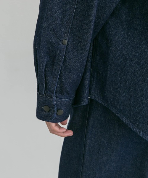 Wrangler（ラングラー）の「Wrangler×URBAN RESEARCH iD　SHIRTS　JACKET（デニムジャケット・メンズ・インディゴブルー・LARGE/MEDIUM/SMALL）」の2枚目の写真