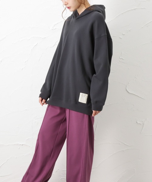 EDWIN（エドウィン）の「C17 シーセブンティーン スウェット プルオーバーパーカー（パーカー・レディース・チャコール・フリー）」の2枚目の写真