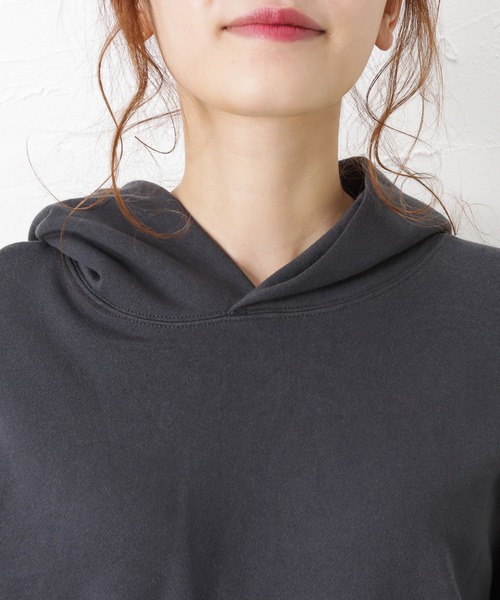EDWIN（エドウィン）の「C17 シーセブンティーン スウェット プルオーバーパーカー（パーカー・レディース・チャコール・フリー）」の7枚目の写真