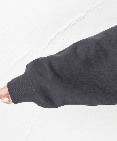 EDWIN（エドウィン）の「C17 シーセブンティーン スウェット プルオーバーパーカー（パーカー・レディース・チャコール・フリー）」の9枚目の写真