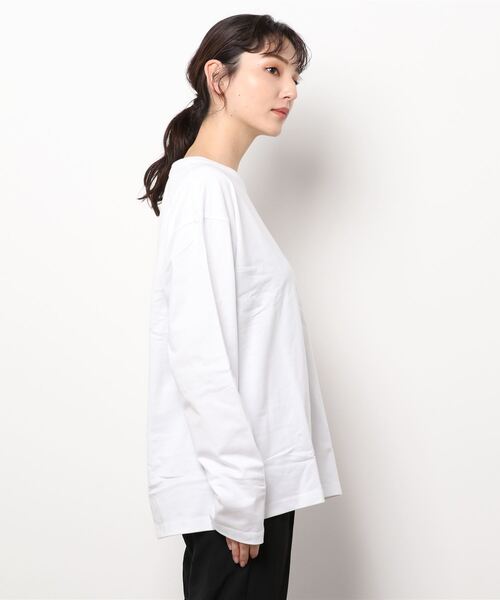 UNIVERSAL OVERALL(ユニバーサルオーバーオール)の「★UNIVERSAL OVERALL★WIDE HEAVY 2P L/S TEE(Tシャツ/カットソー・レディース・ホワイト/ブラック・LARGE/MEDIUM/SMALL/X-LARGE)」の11枚目の写真