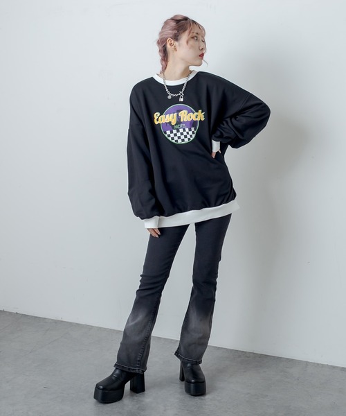 RASVOA(ラスボア)の「Easy Rock配色トレーナー/スウェット(スウェット・レディース・ブラック/オフホワイト・FREE)」の4枚目の写真