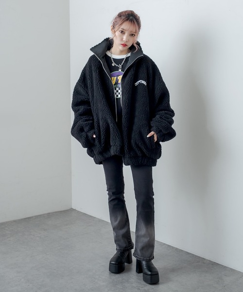 RASVOA(ラスボア)の「Easy Rock配色トレーナー/スウェット(スウェット・レディース・ブラック/オフホワイト・FREE)」の8枚目の写真