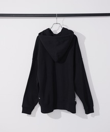 【希少】アントレース UNTRACE × GRAND HOTEL Mヘルメス UNTRACE（アントレース）の「UNTRACE GRAND HOTEL 001 HOODIE