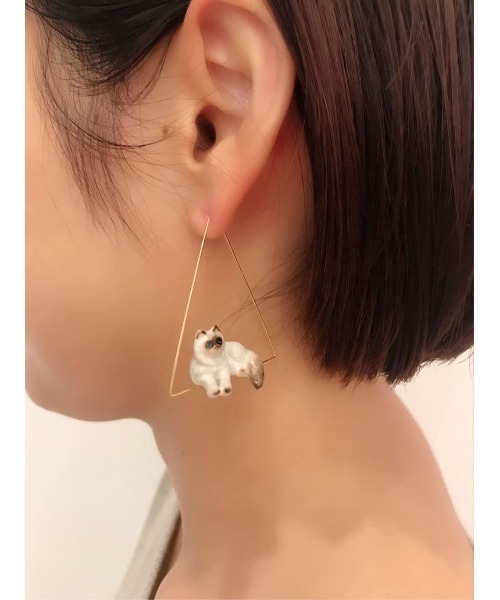 BEARDSLEY(ビアズリー)の「《nach》アニマルフープピアス(ピアス(両耳用)・レディース・ゴールド・FREE)」の2枚目の写真