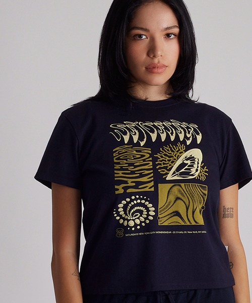 Saturdays NYC(サタデーズ ニューヨークシティ )の「Diatoms Standard S/S Tee(Tシャツ/カットソー・レディース・イエロー/オリーブ/ネイビー・S/L/M/X-SMALL)」の20枚目の写真