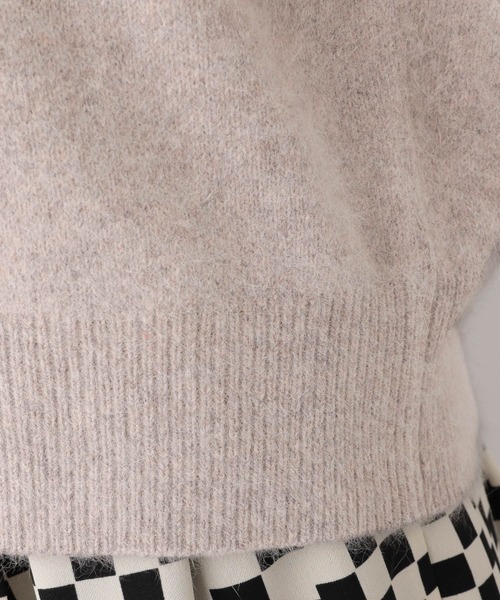 GLOBAL WORK（グローバルワーク）の「FOXコンフワフワ2WAYプルオーバー/944173（ニット/セーター・レディース・ライトグレー/ベージュ/パープル系その他4・FREE）」の5枚目の写真