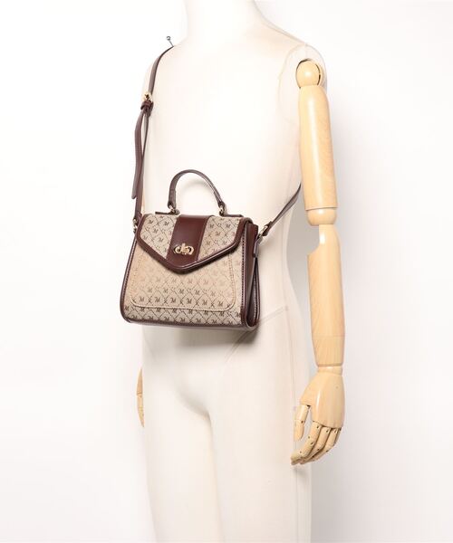 MOUSSY（マウジー）の「EA MONOGRAM MINI SHOULDER バッグ（ショルダーバッグ・レディース・ベージュ/マジェンタ/ブラウン・FREE）」の4枚目の写真